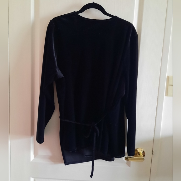 Addition Elle Velvet Wrap Top NWT - Picture 5 of 11